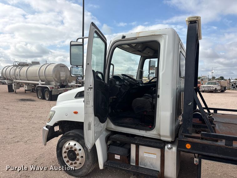image for item FC2403 2016 Hino 268 rollback truck