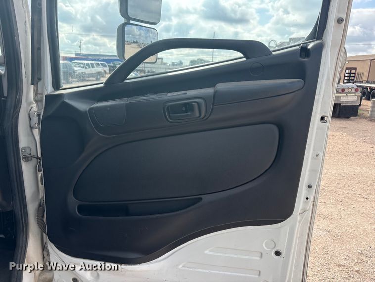 image for item FC2403 2016 Hino 268 rollback truck