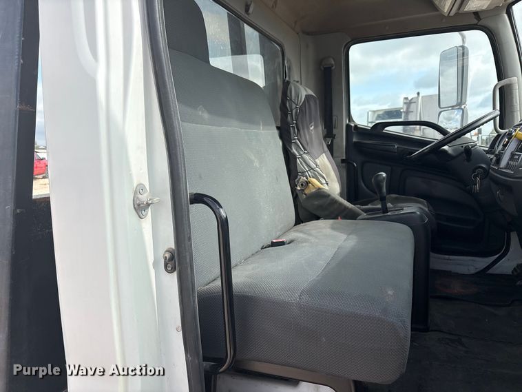 image for item FC2403 2016 Hino 268 rollback truck