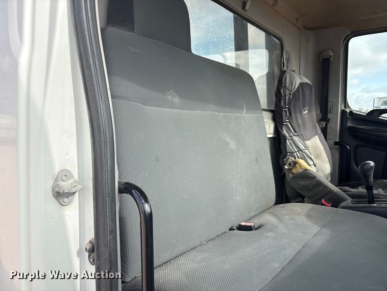image for item FC2403 2016 Hino 268 rollback truck