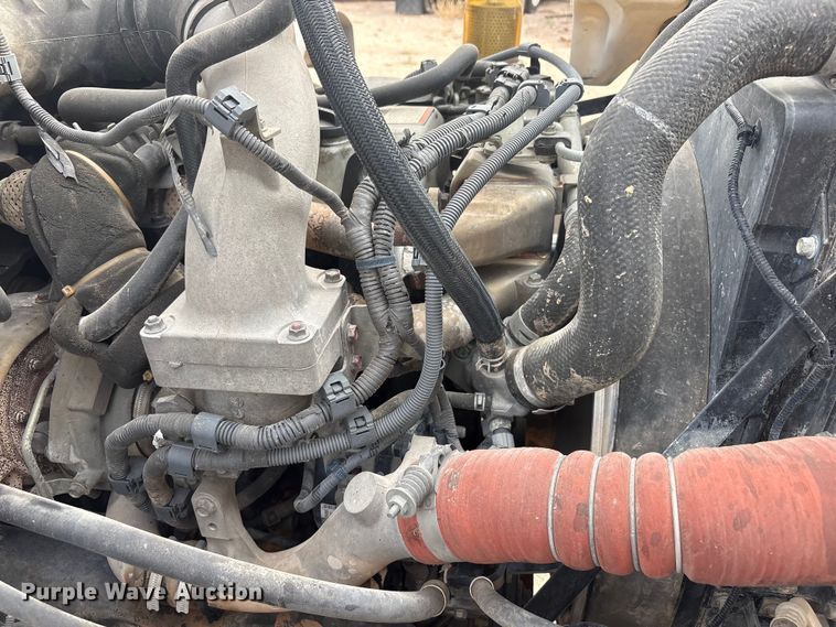 image for item FC2403 2016 Hino 268 rollback truck