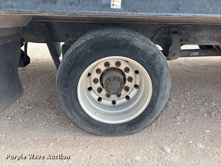 image for item FC2403 2016 Hino 268 rollback truck