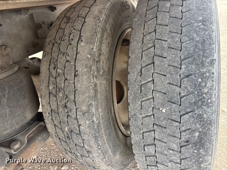 image for item FC2403 2016 Hino 268 rollback truck