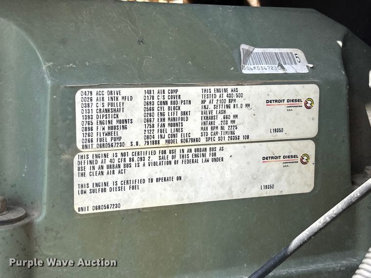 image for item FC2704 2000 Freightliner FLD semi truck