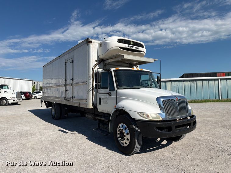 image for item FC3138 2017 International 4300 refrigerated truck