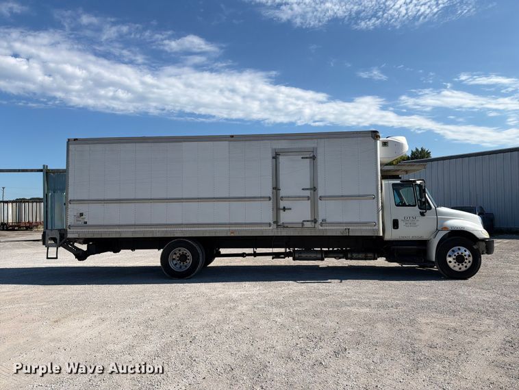 image for item FC3138 2017 International 4300 refrigerated truck