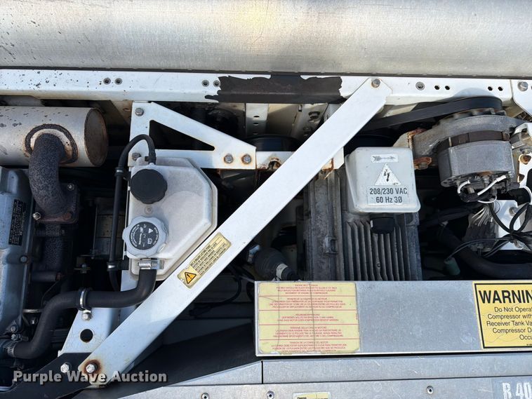 image for item FC3138 2017 International 4300 refrigerated truck