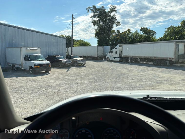 image for item FC3138 2017 International 4300 refrigerated truck