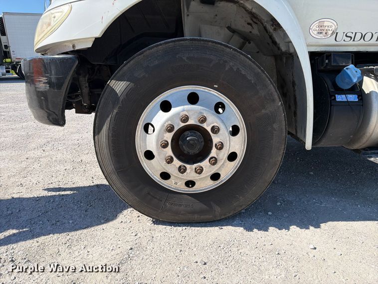 image for item FC3138 2017 International 4300 refrigerated truck