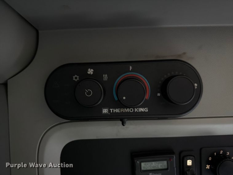 image for item FC3141 2020 Kenworth T680 semi truck