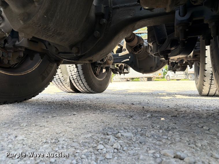 image for item FC3141 2020 Kenworth T680 semi truck