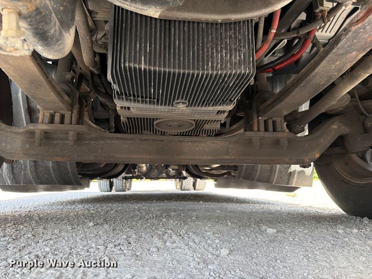 image for item FC3141 2020 Kenworth T680 semi truck