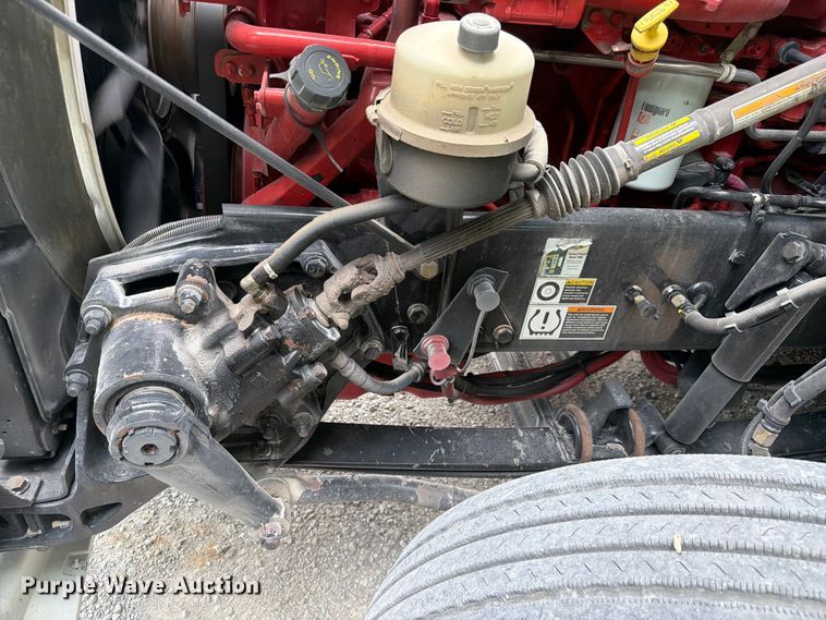 image for item FC3145 2020 Kenworth T680 semi truck