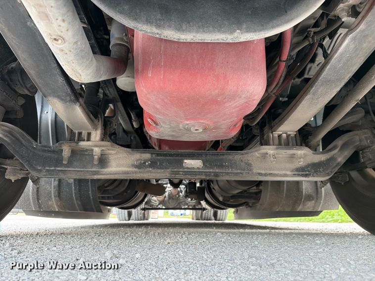 image for item FC3145 2020 Kenworth T680 semi truck
