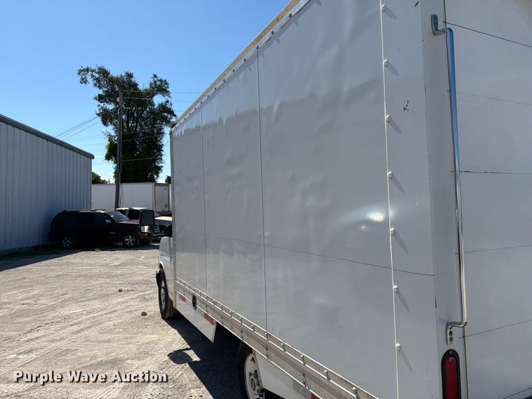 image for item FC3151 2019 GMC Savana refrigerated truck