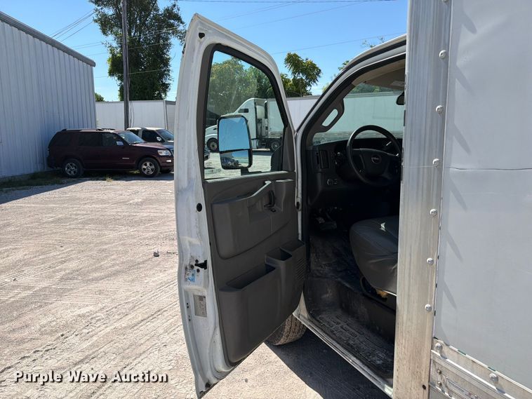 image for item FC3151 2019 GMC Savana refrigerated truck