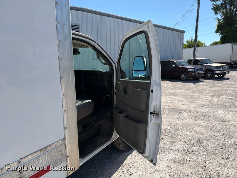 image for item FC3151 2019 GMC Savana refrigerated truck