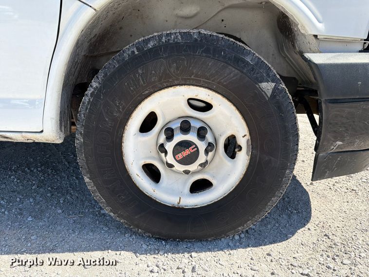 image for item FC3151 2019 GMC Savana refrigerated truck