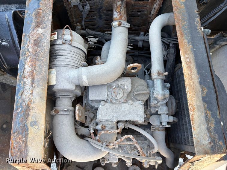 image for item FC3152 2016 Kenworth T680 semi truck