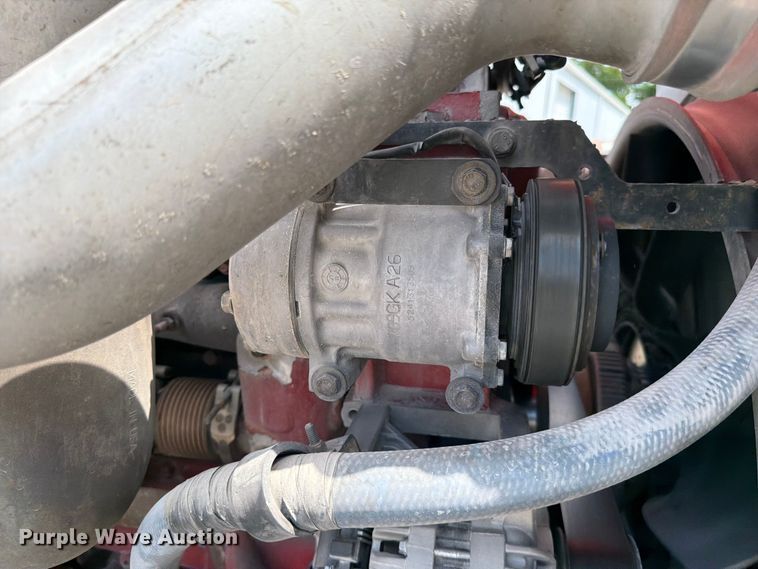 image for item FC3154 2014 Kenworth T660 semi truck