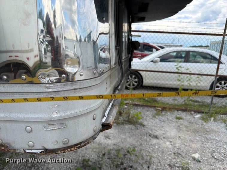 image for item FC3155 2011 Great Dane Trailers refrigerated van trailer