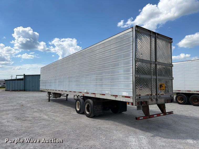 image for item FC3157 2005 Utility Trailer Manufacturer refrigerated van trailer