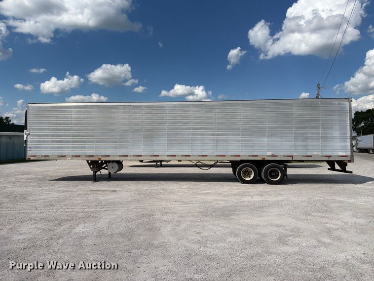 image for item FC3157 2005 Utility Trailer Manufacturer refrigerated van trailer