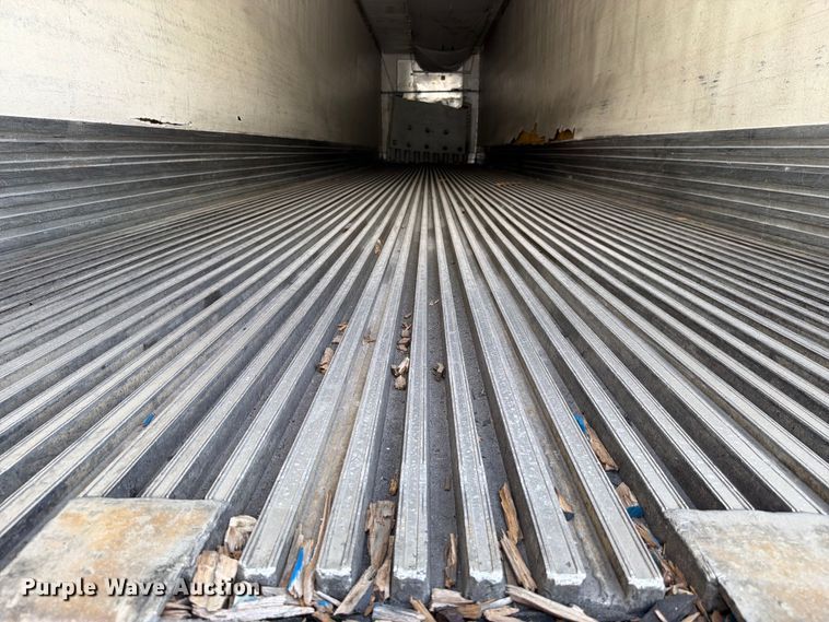 image for item FC3157 2005 Utility Trailer Manufacturer refrigerated van trailer