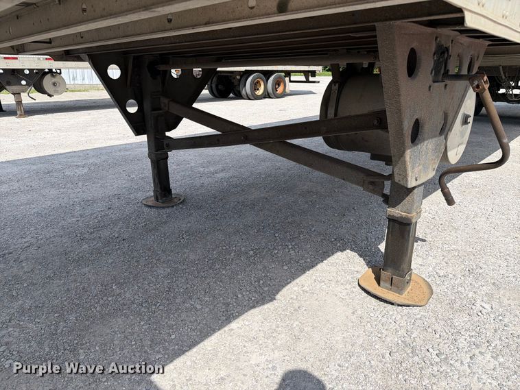 image for item FC3157 2005 Utility Trailer Manufacturer refrigerated van trailer