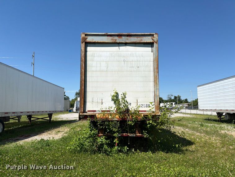 image for item FC3182 1994 Wabash refrigerated van trailer