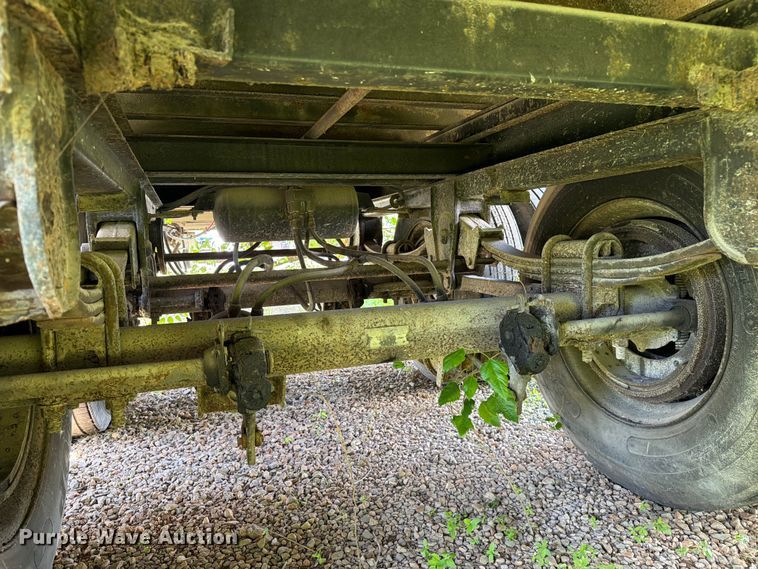 image for item FC3182 1994 Wabash refrigerated van trailer