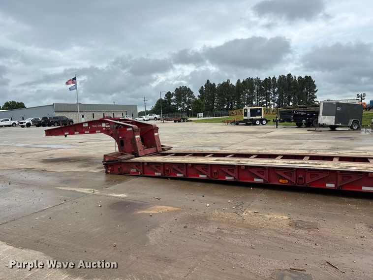 image for item FG0402 2004 Trail King   TK110HDG-533 lowboy equipment trailer