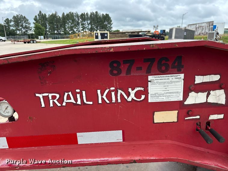image for item FG0402 2004 Trail King   TK110HDG-533 lowboy equipment trailer