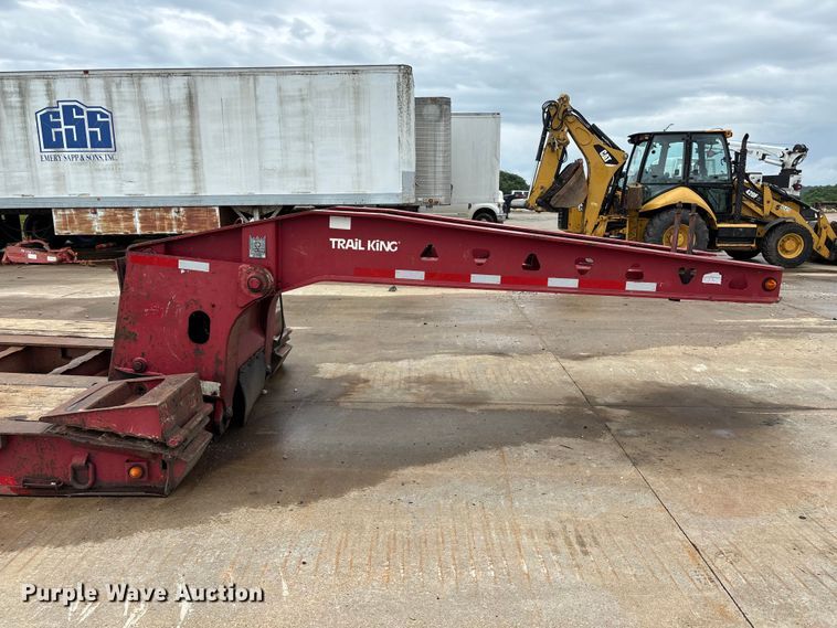 image for item FG0402 2004 Trail King   TK110HDG-533 lowboy equipment trailer