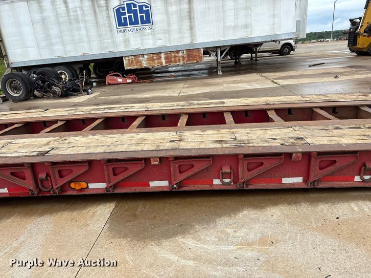 image for item FG0402 2004 Trail King   TK110HDG-533 lowboy equipment trailer