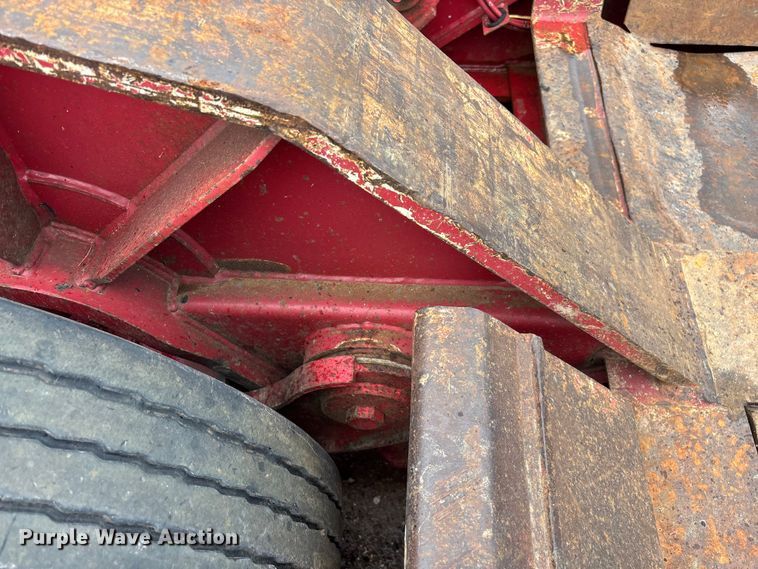 image for item FG0402 2004 Trail King   TK110HDG-533 lowboy equipment trailer