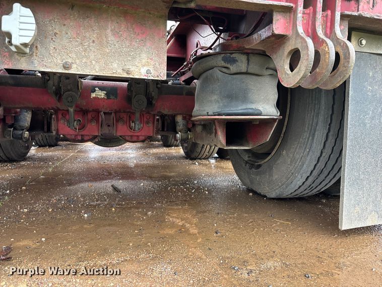 image for item FG0402 2004 Trail King   TK110HDG-533 lowboy equipment trailer