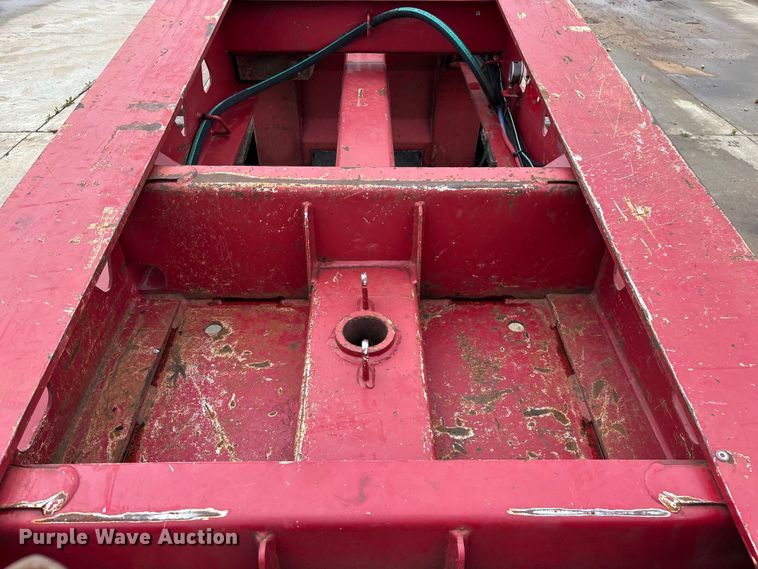 image for item FG0402 2004 Trail King   TK110HDG-533 lowboy equipment trailer