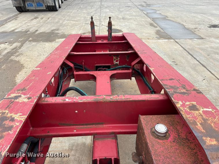 image for item FG0402 2004 Trail King   TK110HDG-533 lowboy equipment trailer