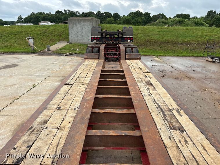 image for item FG0402 2004 Trail King   TK110HDG-533 lowboy equipment trailer