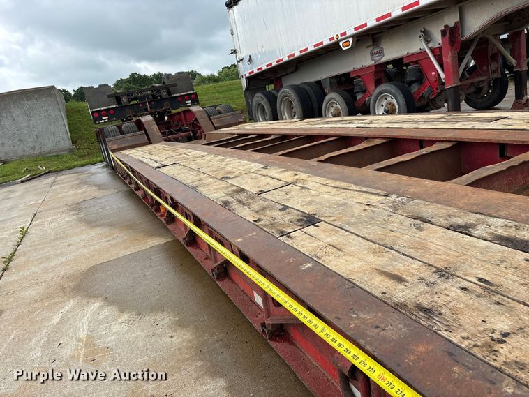 image for item FG0402 2004 Trail King   TK110HDG-533 lowboy equipment trailer