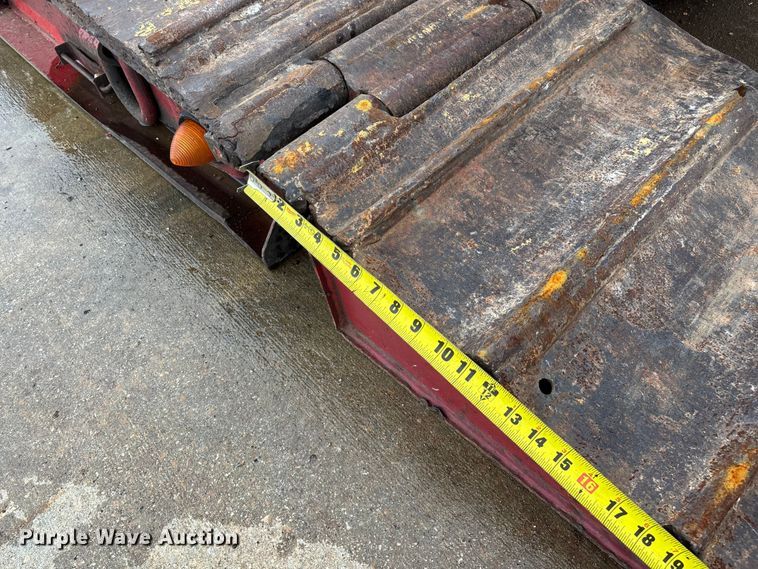image for item FG0402 2004 Trail King   TK110HDG-533 lowboy equipment trailer