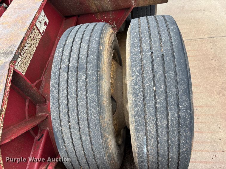 image for item FG0402 2004 Trail King   TK110HDG-533 lowboy equipment trailer