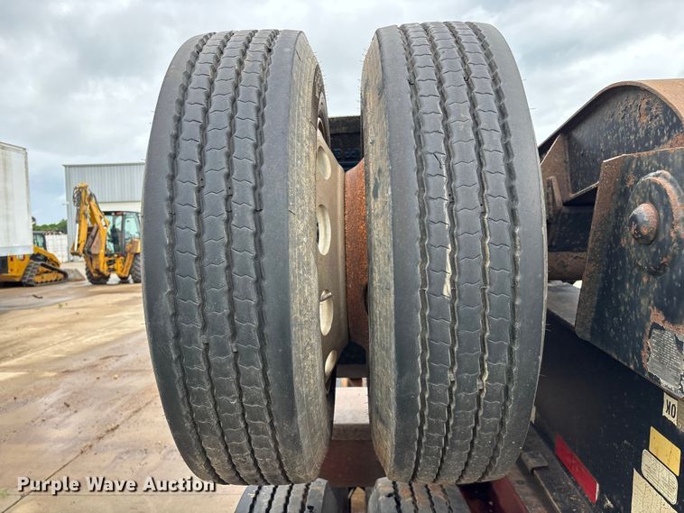 image for item FG0402 2004 Trail King   TK110HDG-533 lowboy equipment trailer