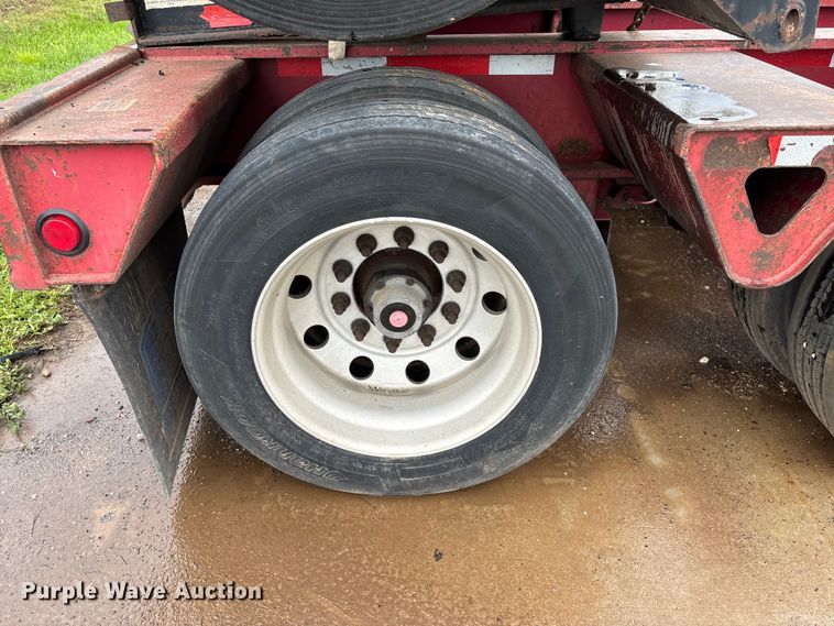 image for item FG0402 2004 Trail King   TK110HDG-533 lowboy equipment trailer