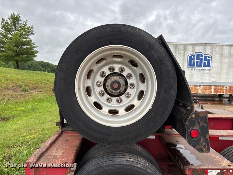 image for item FG0402 2004 Trail King   TK110HDG-533 lowboy equipment trailer