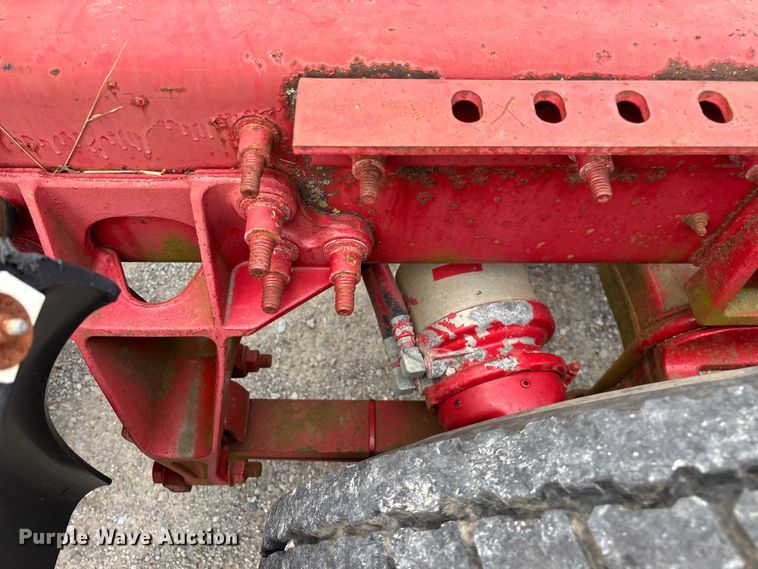 image for item FG0460 2012 International 8600 semi truck