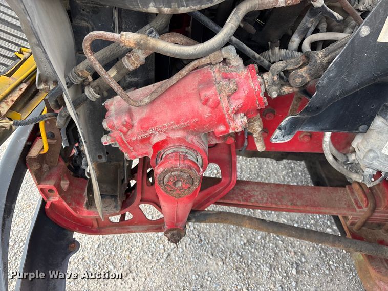 image for item FG0460 2012 International 8600 semi truck