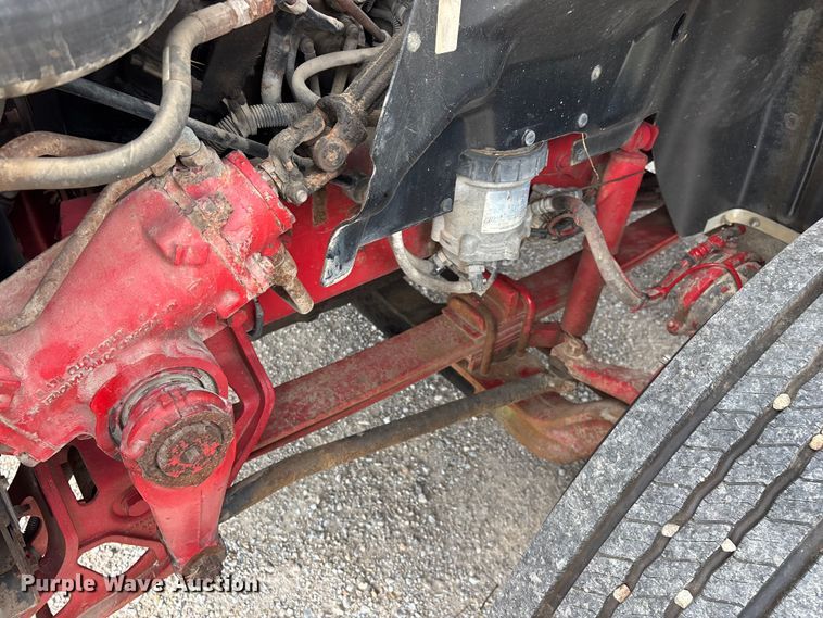 image for item FG0460 2012 International 8600 semi truck
