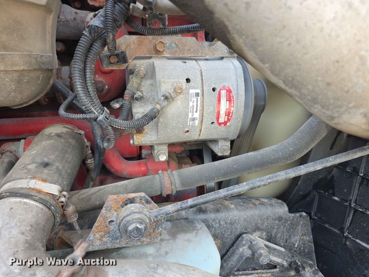 image for item FH6167 2016 International LF687 semi truck